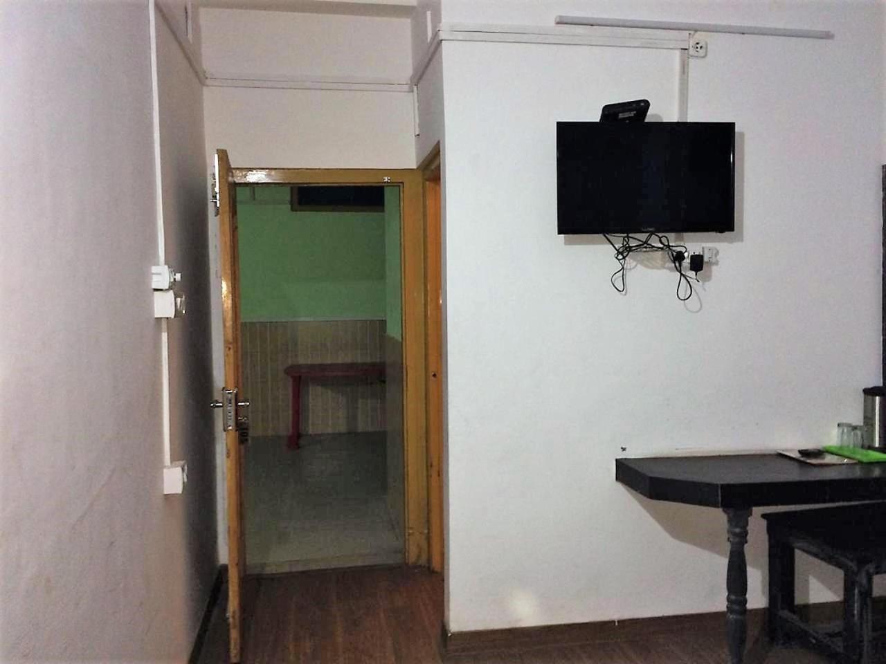 Hotel Rl Dreamland Kud Exterior foto